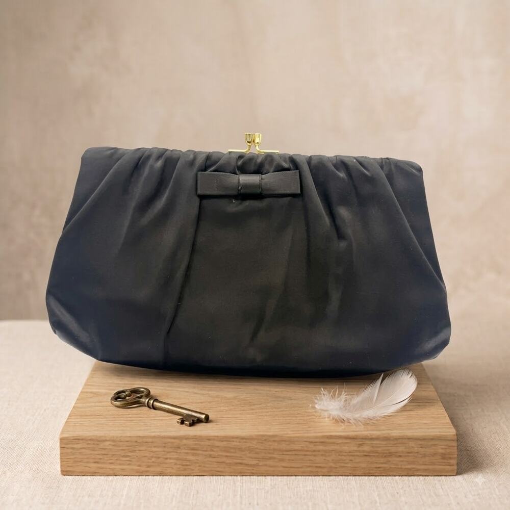 Vintage 1960s HL USA Harry Levine Clutch Kisslock Mid-Century Evening Bag